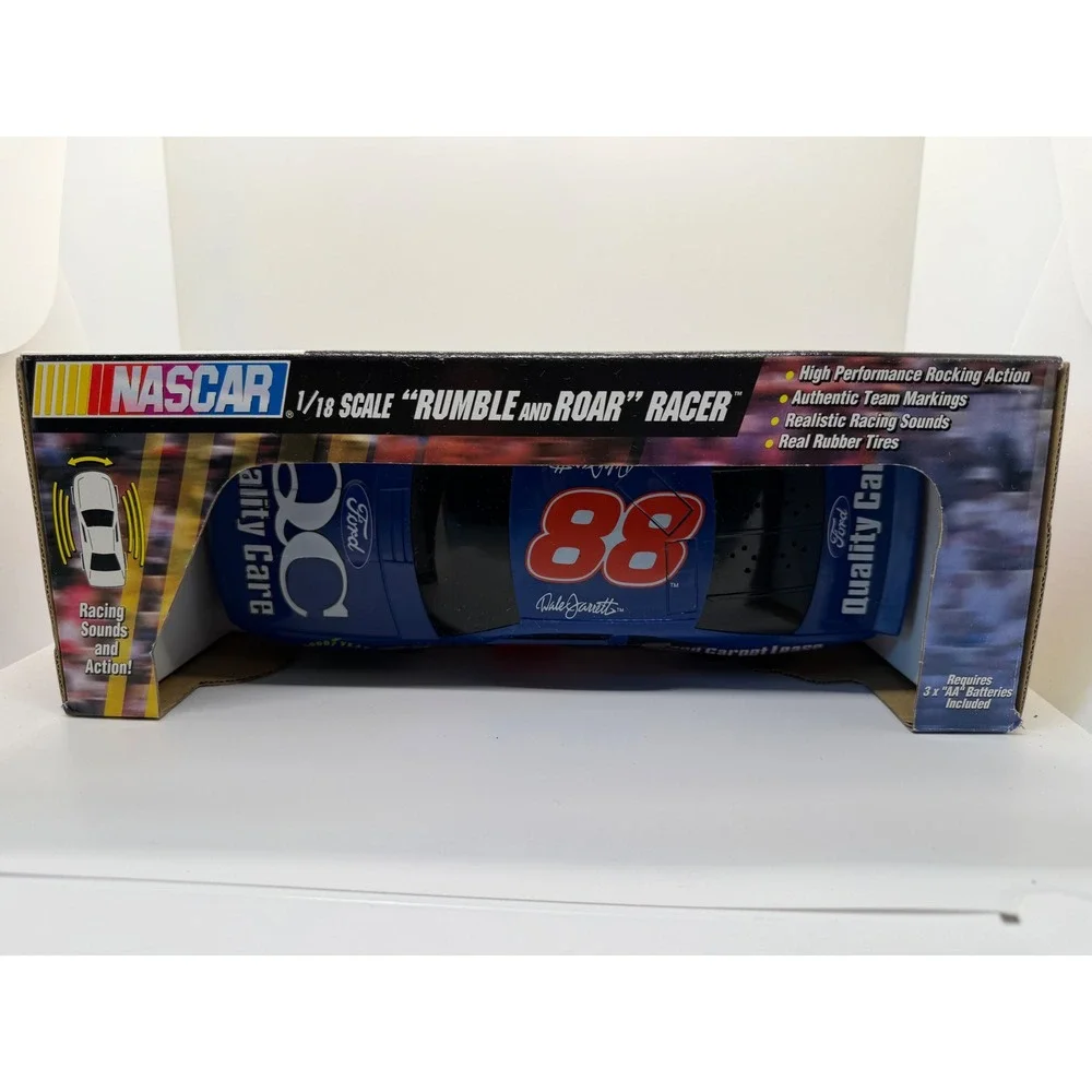 1997 Toy Biz NASCAR Rumble N Roar Dale Jarrett #88 Quality Care Ford Racer 1:18